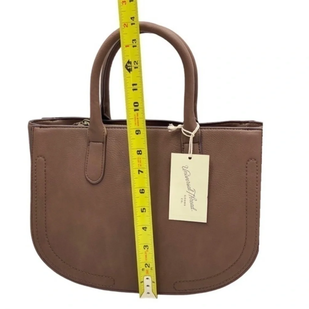 Universal Thread Halfmoon Cute Brown Satchel Handbag NWT